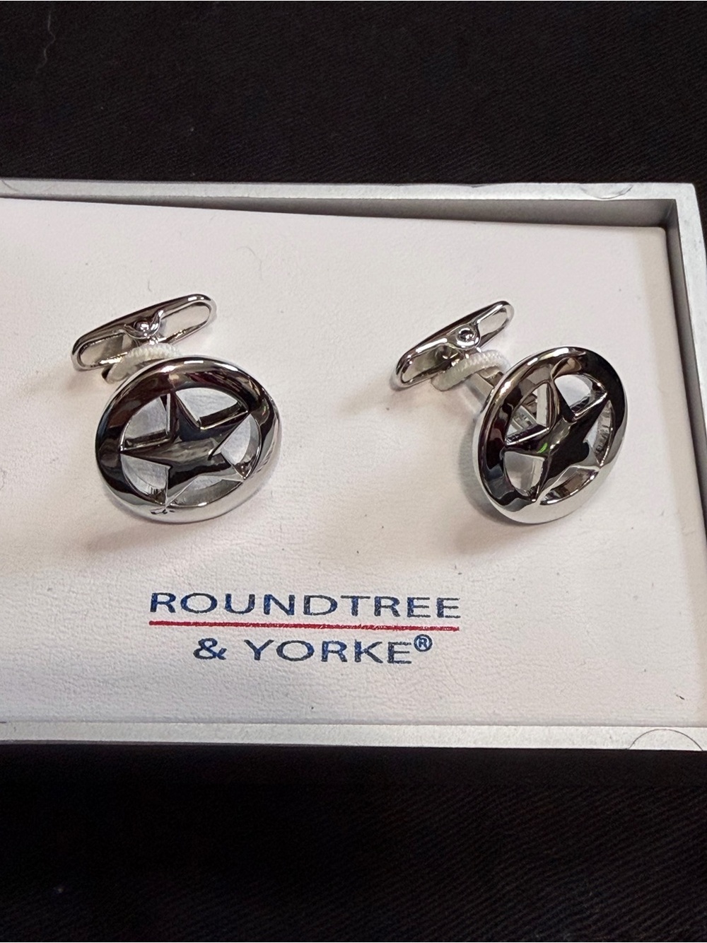 Roundtree & Yorke Silver Star Emblem Cufflinks